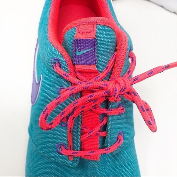 NIKE | Bright Color Tennis Shoes Youth 6 Women’s 8 - Picture 7 of 8